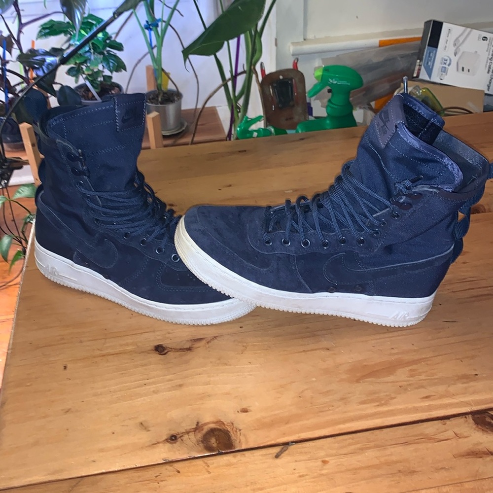 Nike- Navy Suede AF1- Size W9- Hidden Pockets